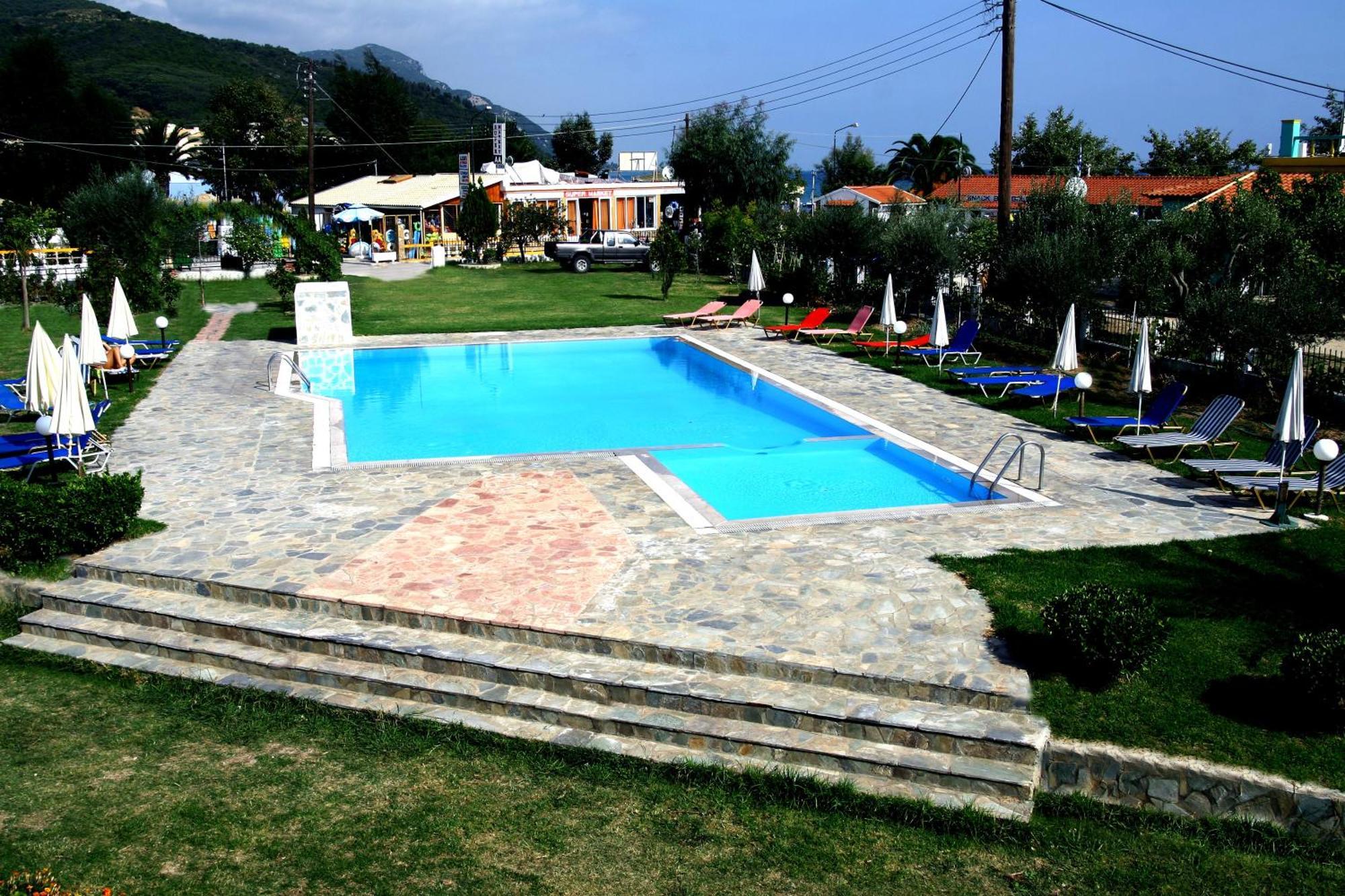 Aggelos Family Hotel Moraitika Zewnętrze zdjęcie