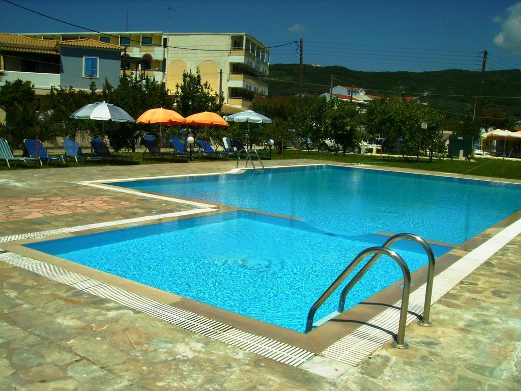 Aggelos Family Hotel Moraitika Zewnętrze zdjęcie