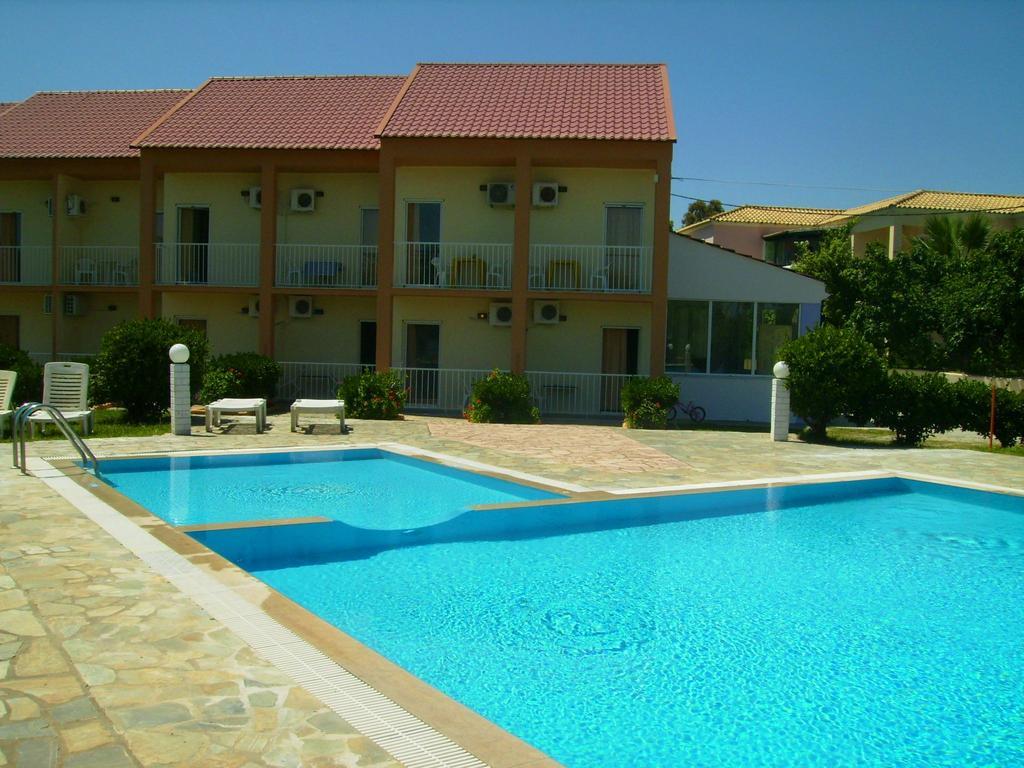 Aggelos Family Hotel Moraitika Zewnętrze zdjęcie