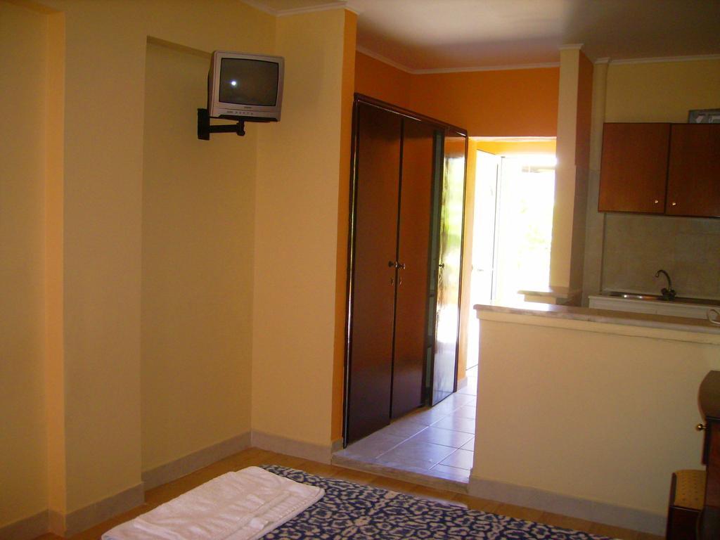 Aggelos Family Hotel Moraitika Zewnętrze zdjęcie