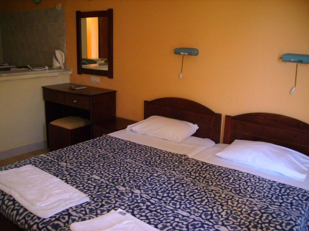 Aggelos Family Hotel Moraitika Zewnętrze zdjęcie